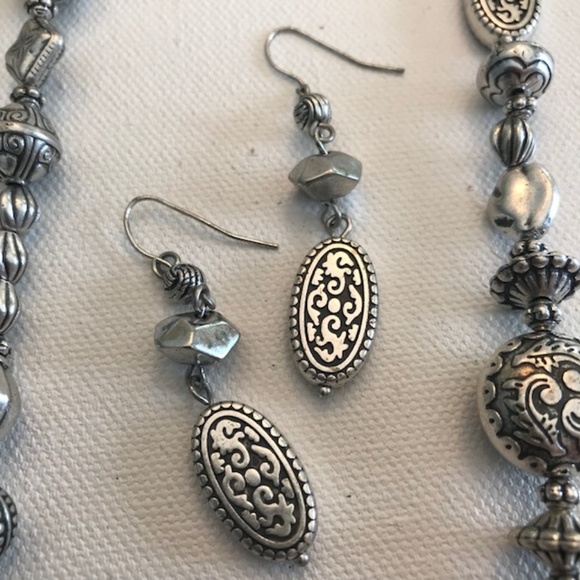 Beaded Necklace Earrings Swirl Designs Handmade - Picture 3 of 7